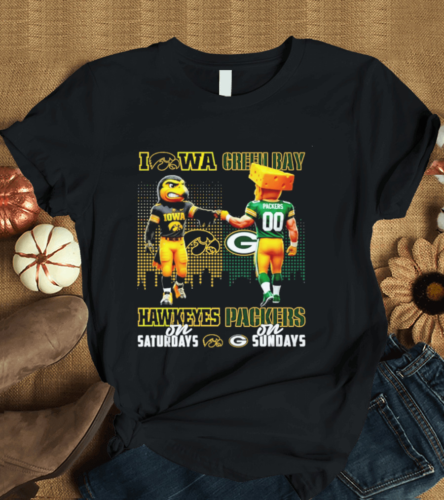 Iowa Hawkeyes On Saturdays Green Bay Packers On Sundays City Skyline T-Shirt