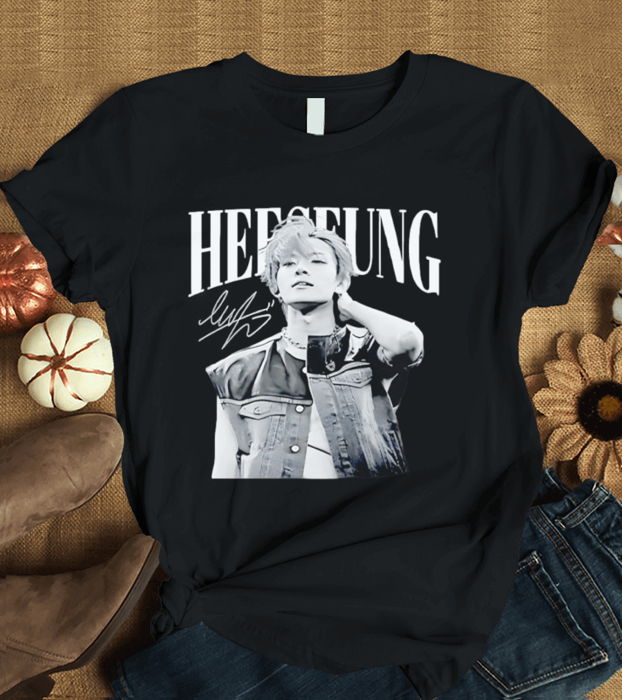 Heeseung ENHYPEN Signature Style Retro Look T-Shirt