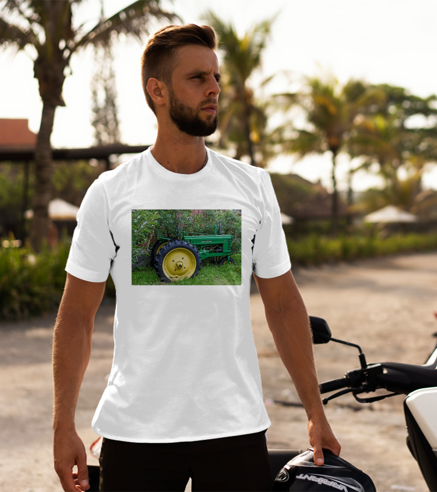 John Deere Model B Tractor Vintage Farming Machinery T-Shirt