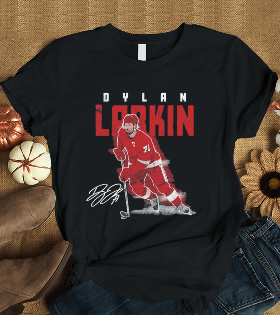 Dylan Larkin Detroit Red Wings Captain 71 T-Shirt