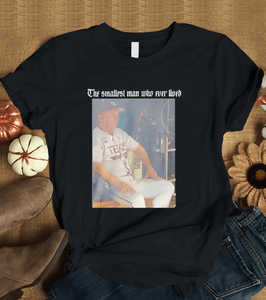 Texas A&M Aggies Jim Schlossnagle Baseball Coach Sitting Relaxed T-Shirt