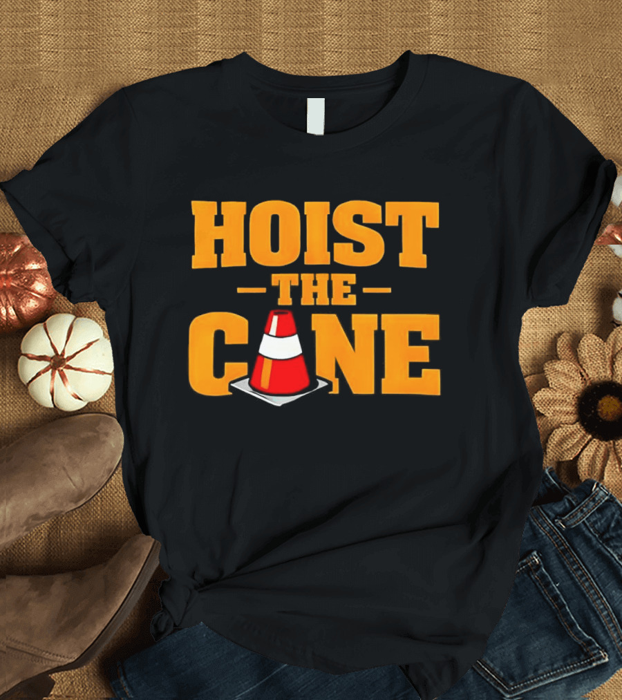 Pittsburgh Pirates MLB Hoist The Cone Baseball Team Graphic Fan Gear T-Shirt