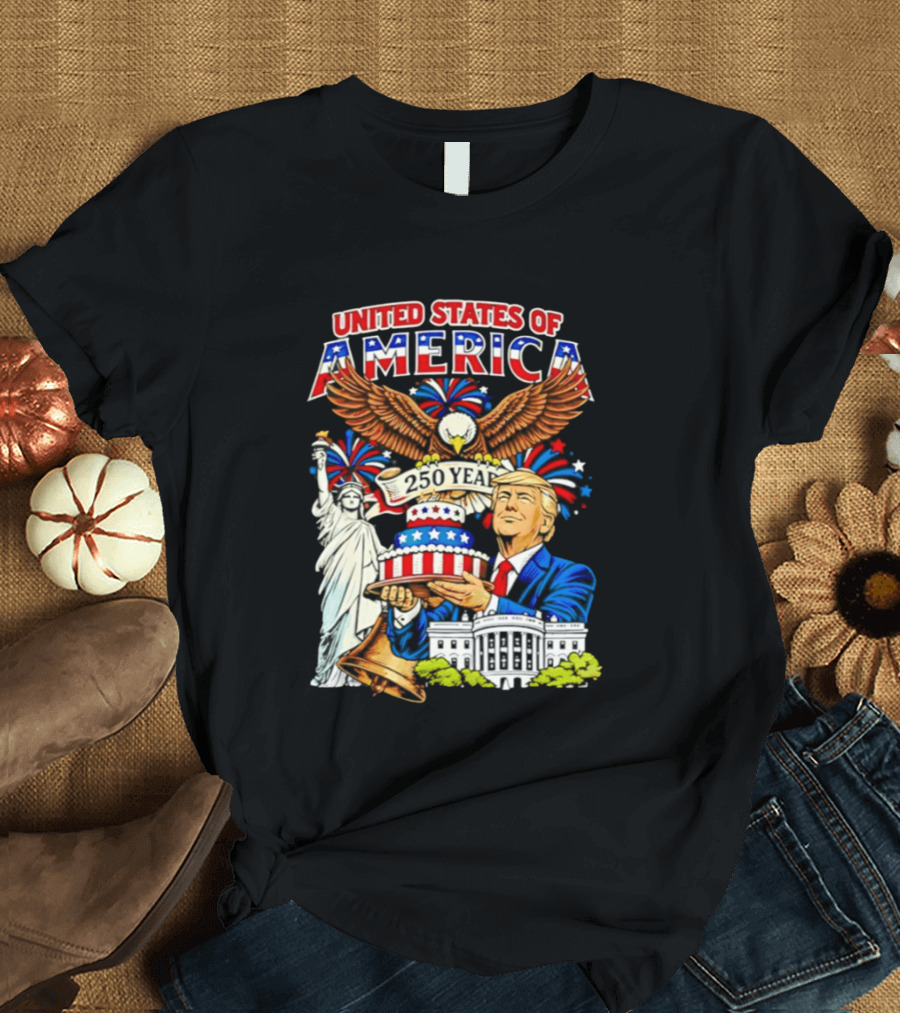 United States Of America 250 Years Celebration 4th Of July Trump With Birthday Cake And Eagle T-Shirt