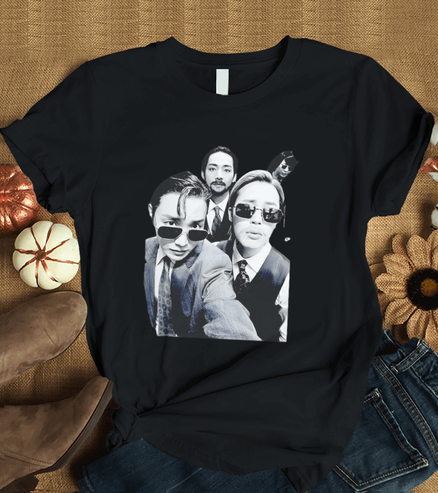 BTS Arirang World Tour Kpop Band Retro Suit Sunglasses T-Shirt