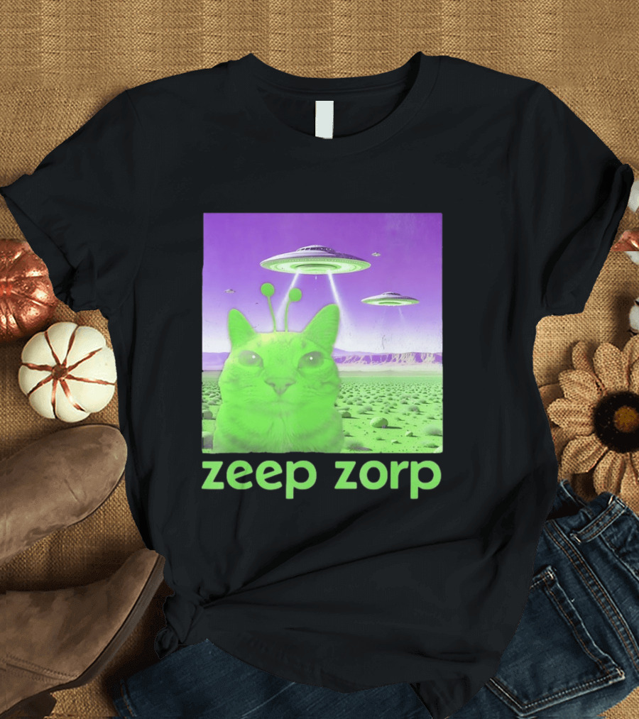 Zeep Zorp Green Cat Alien With UFOs In Space Desert Scenery T-Shirt