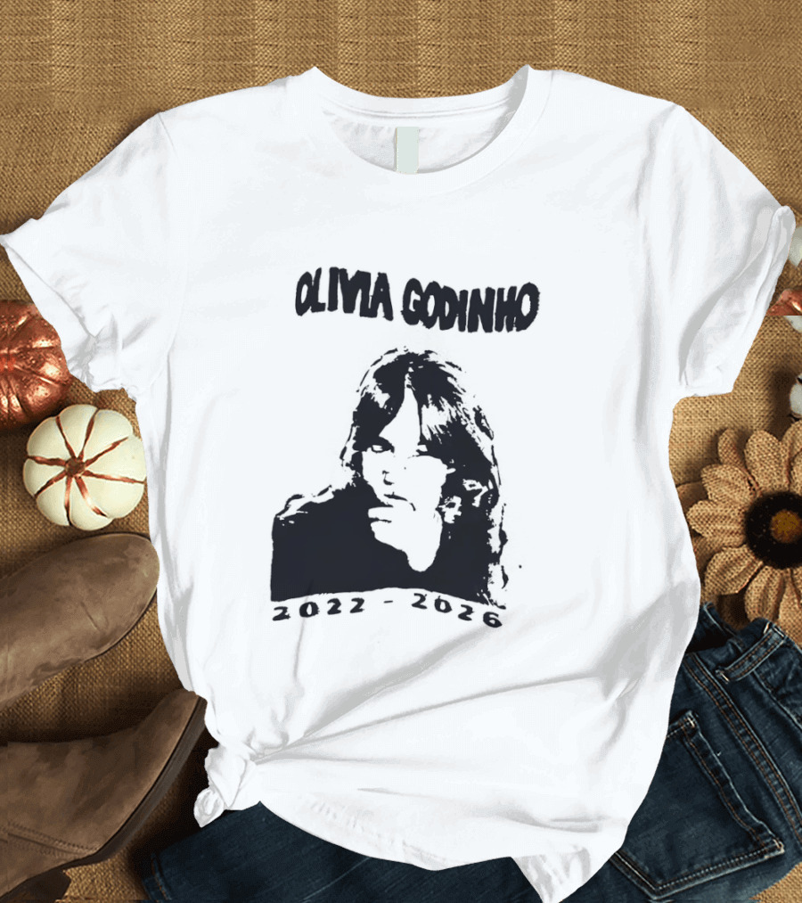 Olivia Godinho 2022 2026 T-Shirt