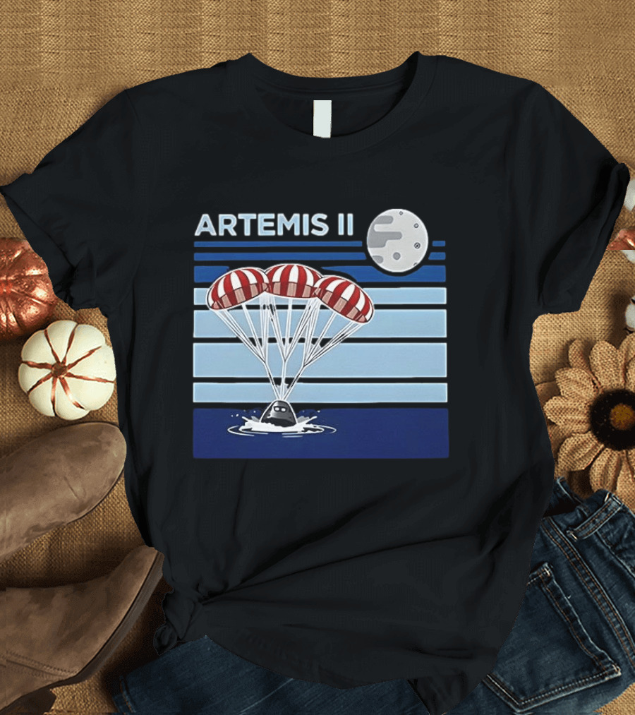 Artemis II Splashdown 2026 Orion Spacecraft Landed With Moon Parachute Scene T-Shirt