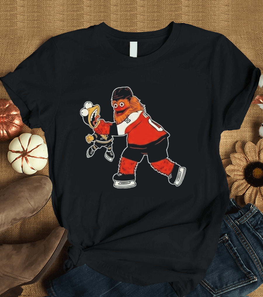 Gritty Vs Iceburgh Philadelphia Flyers Pittsburgh Penguins Hockey Meme T-Shirt