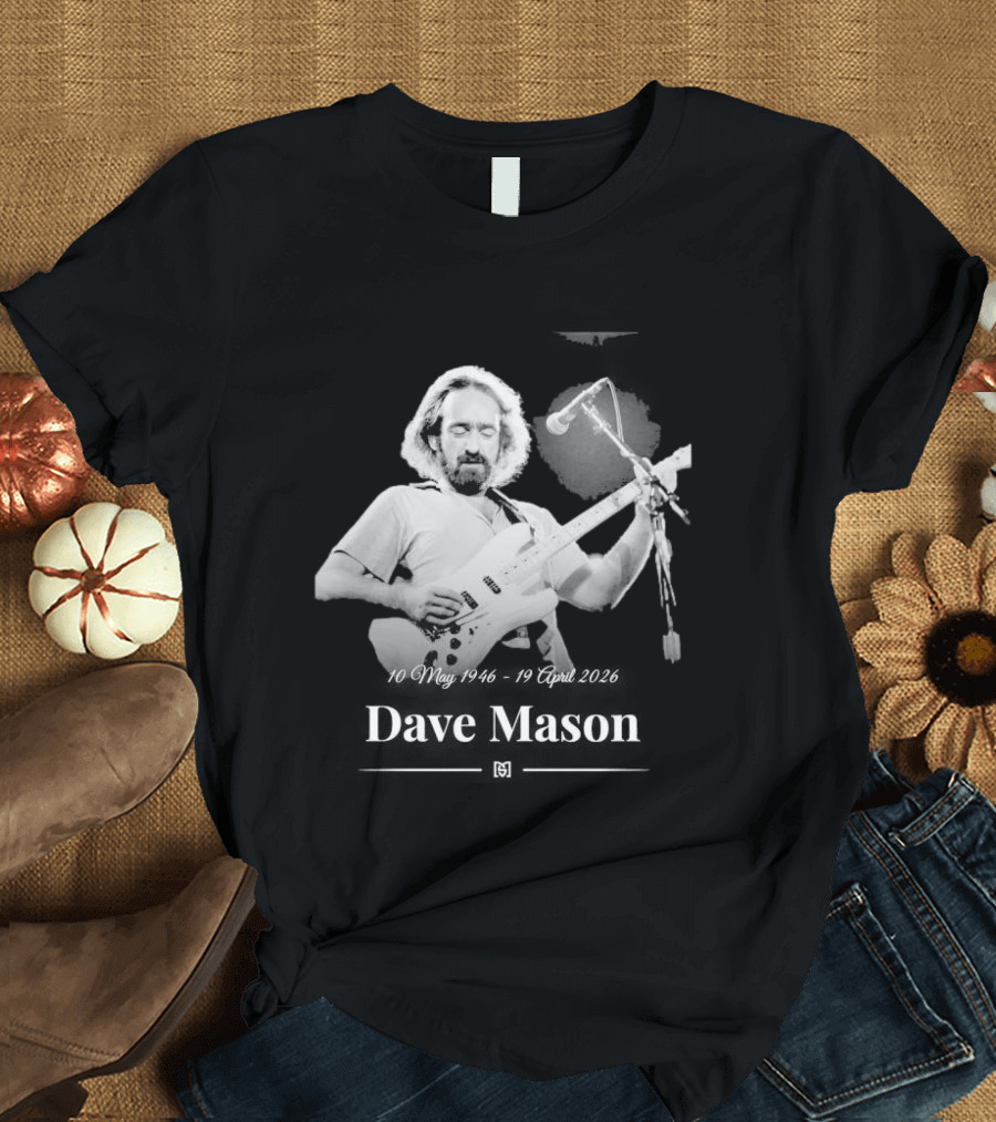 Dave Mason May 10 1946 April 19 2026 Guitar Performance Anniversary T-Shirt