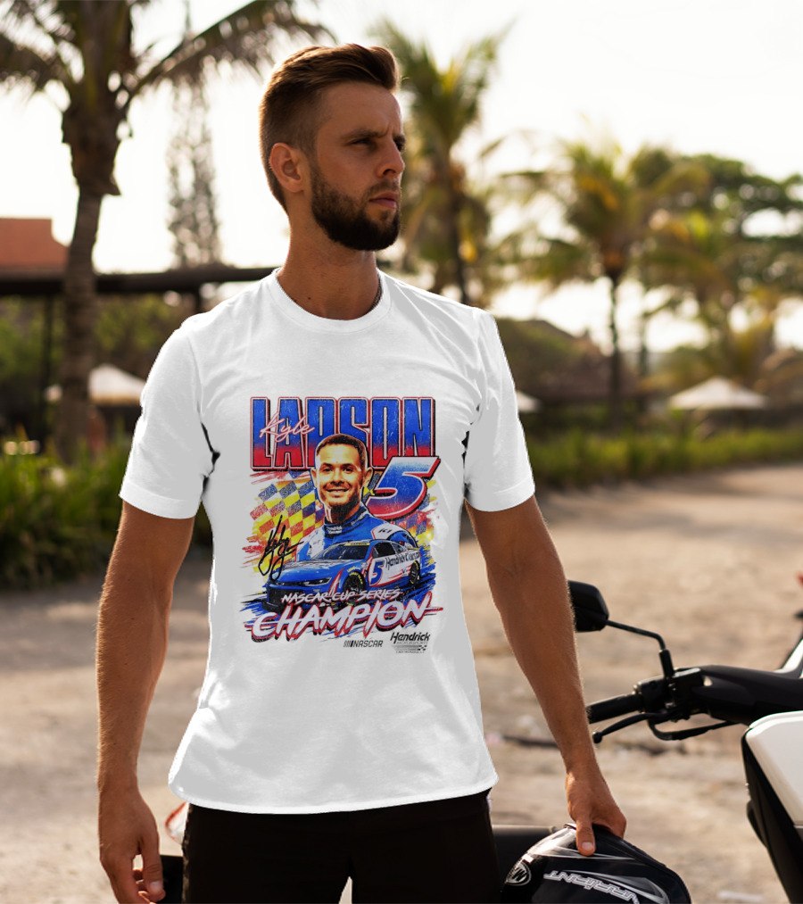 Kyle Larson NASCAR Cup Series Champion Number 5 Hendrick Motorsports Signature T-Shirt