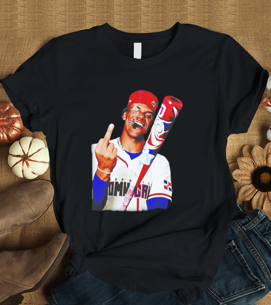 Juan Soto Dominican Republic Baseball Smoking Gesture Middle Finger T-Shirt