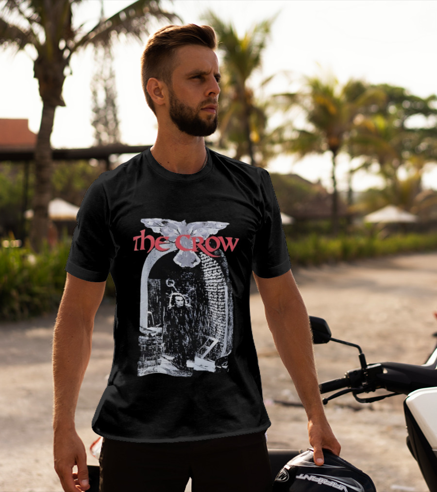 The Crow Gothic Archway Scene Vintage Horror Movie Character T-Shirt