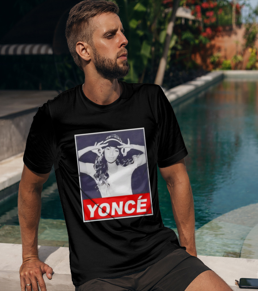 Yoncé Beyoncé Pose B★B Beanie Style T-Shirt