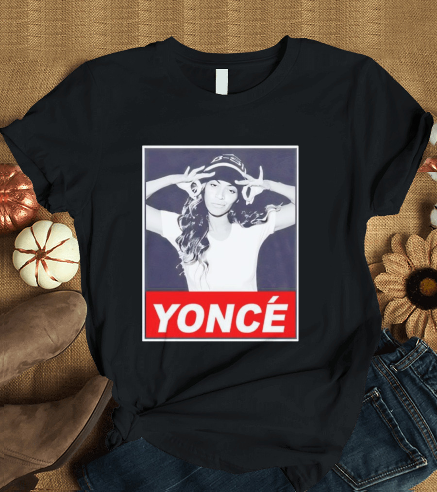 Yoncé Beyoncé Pose B★B Beanie Style T-Shirt