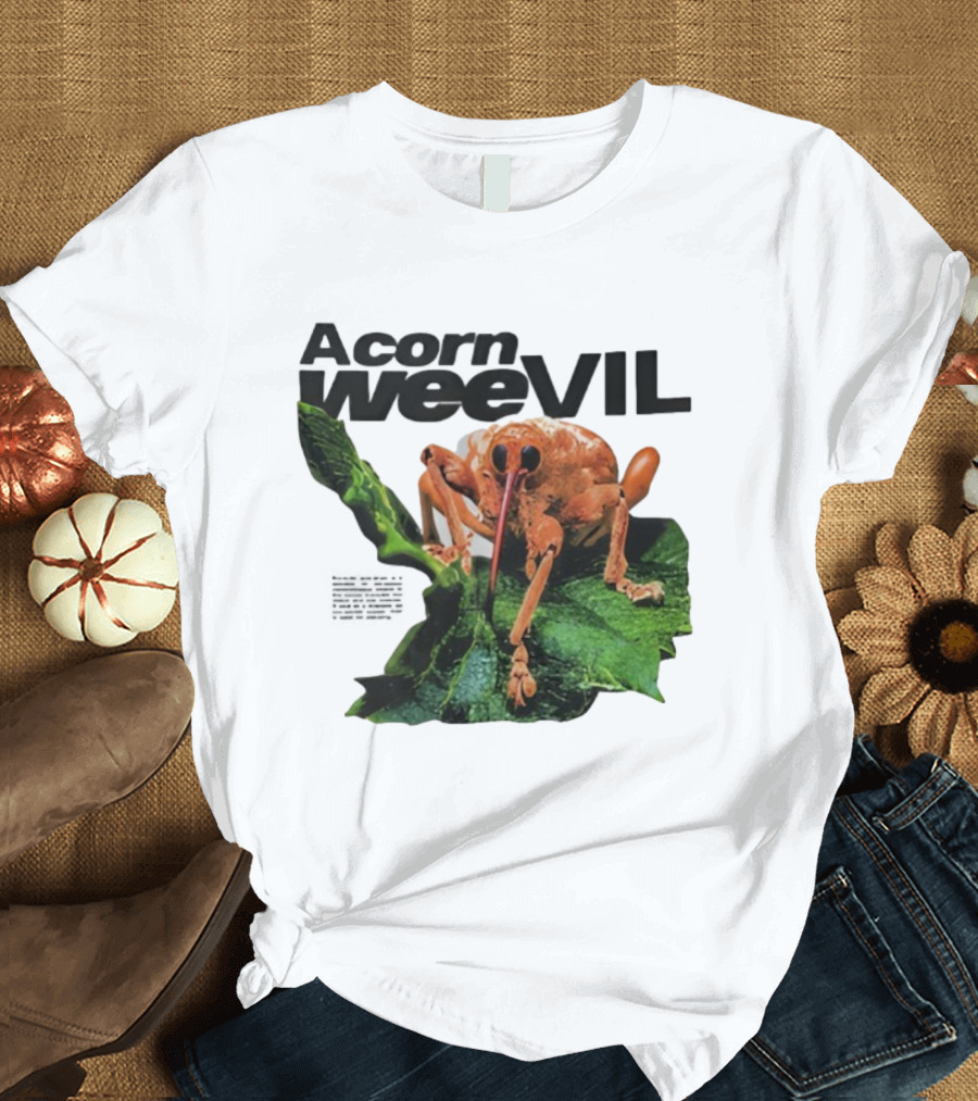 Acorn Weevil On Leaf Close-Up Stare T-Shirt