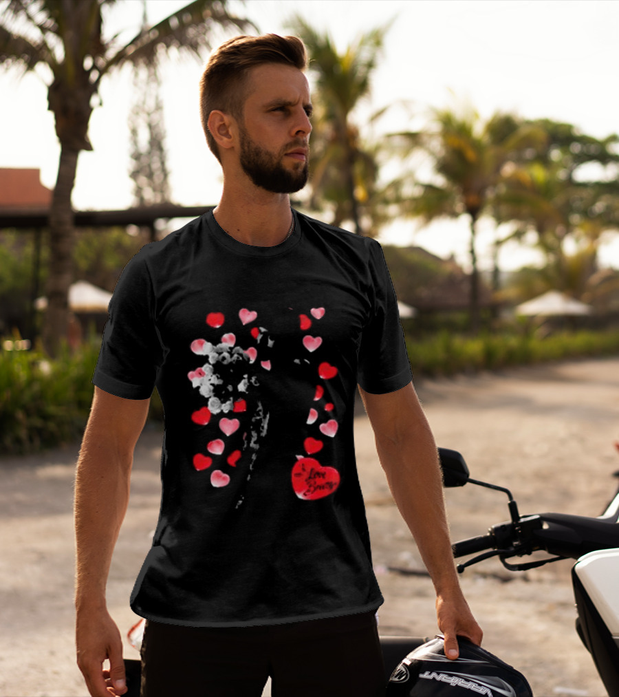 Chris Brown I Love Breezy Heart Petals T-Shirt