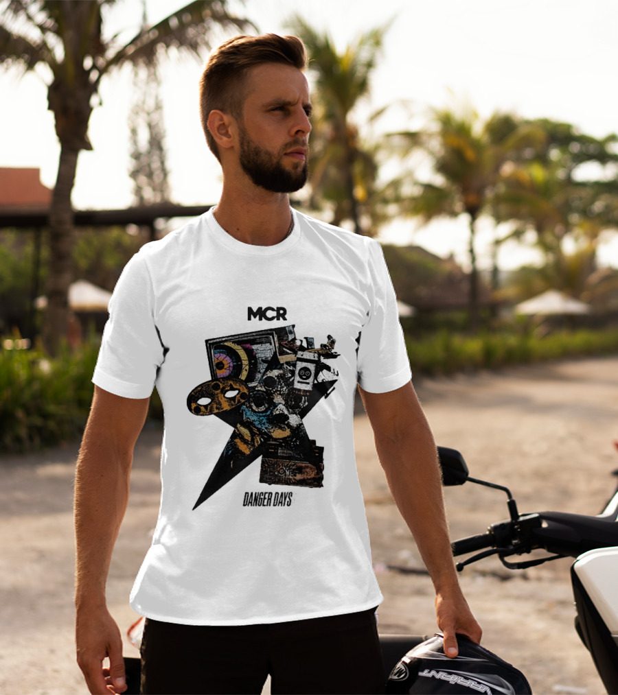 MCR Danger Days Collage Target Robot Gaming Controller T-Shirt