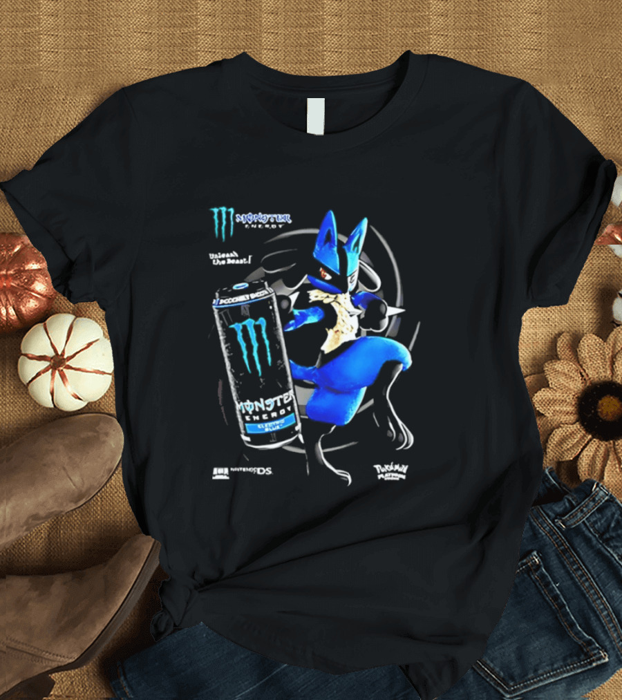 Pokémon Lucario Monster Energy Can Líquido Azulado Invigorante T-Shirt