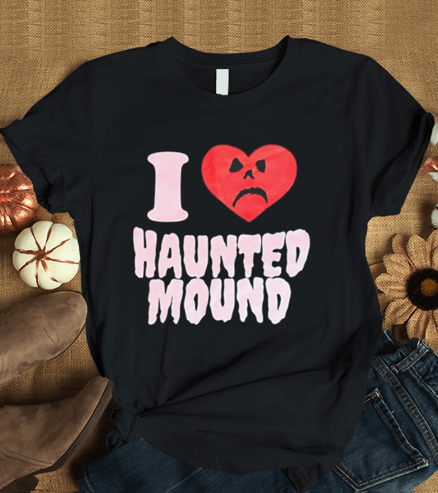 I Love Haunted Mound Heart Face T-Shirt