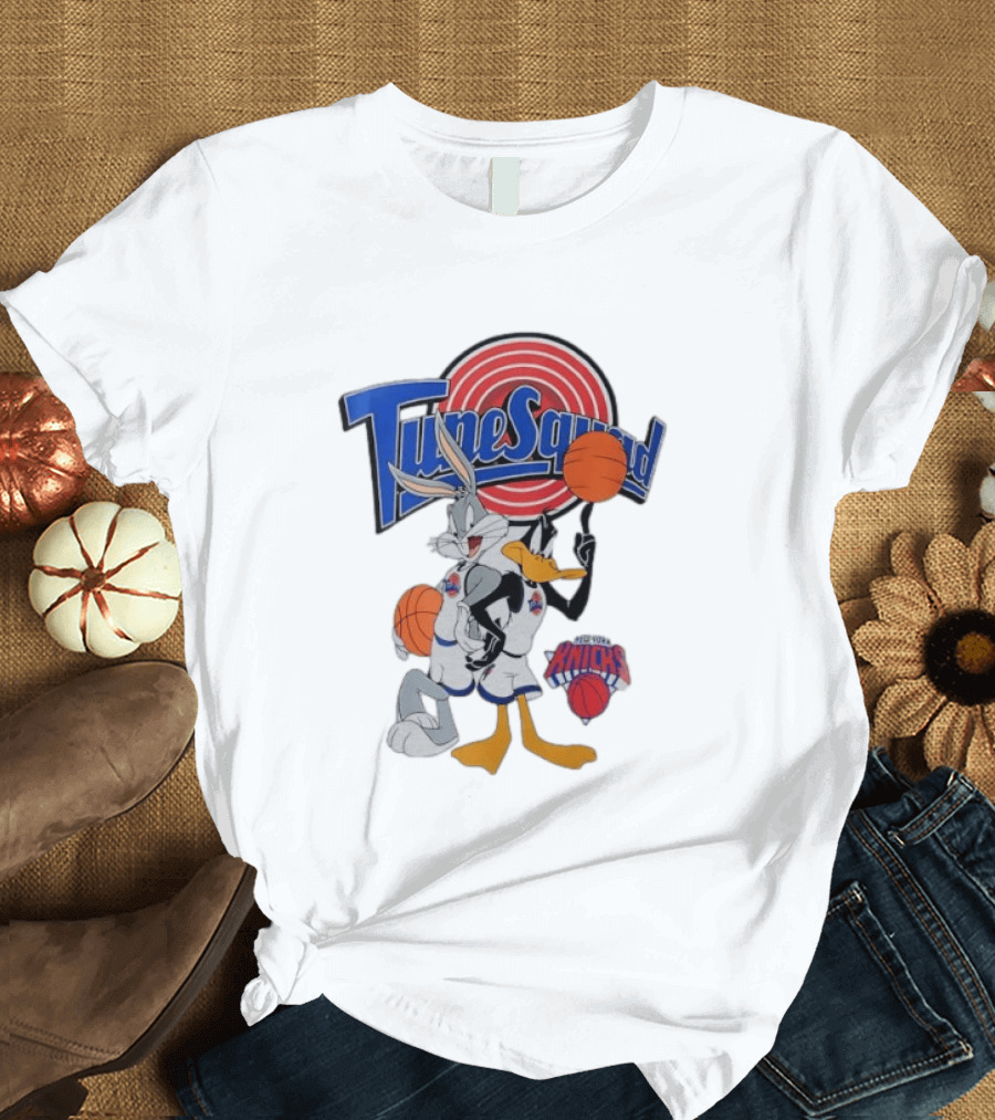 TuneSquad Bugs Bunny Daffy Duck New York Knicks Basketball Sports T-Shirt