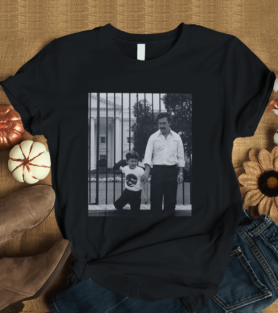 Acwt In Plain Sight White House Visit Snapshot T-Shirt