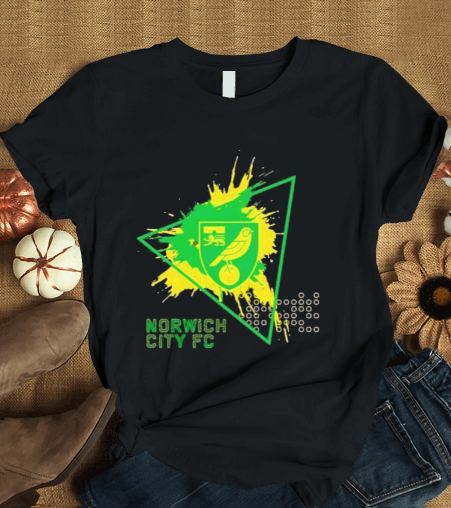 Norwich City FC Junior Crest Splash Triangle T-Shirt