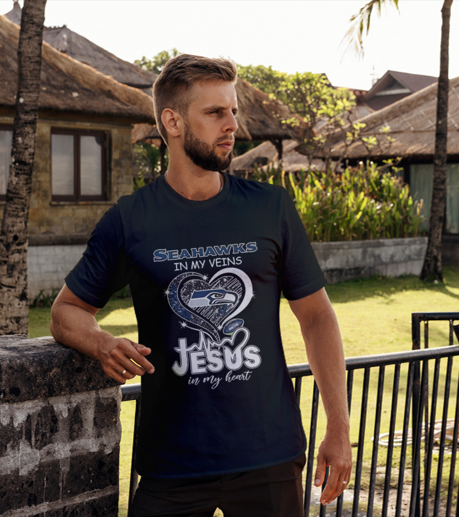 Seattle Seahawks In My Veins Jesus In My Heart T-Shirt