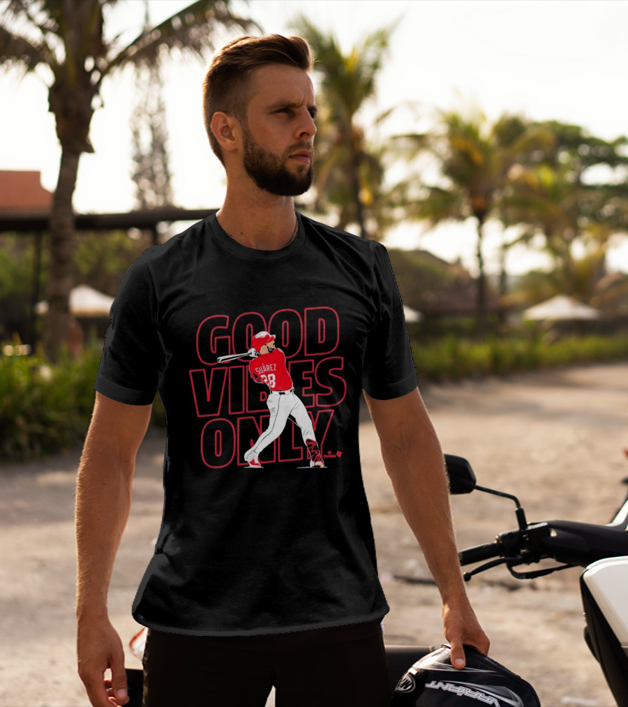 Eugenio Suárez Good Vibes Only Cincinnati Baseball Player Swinging 28 T-Shirt