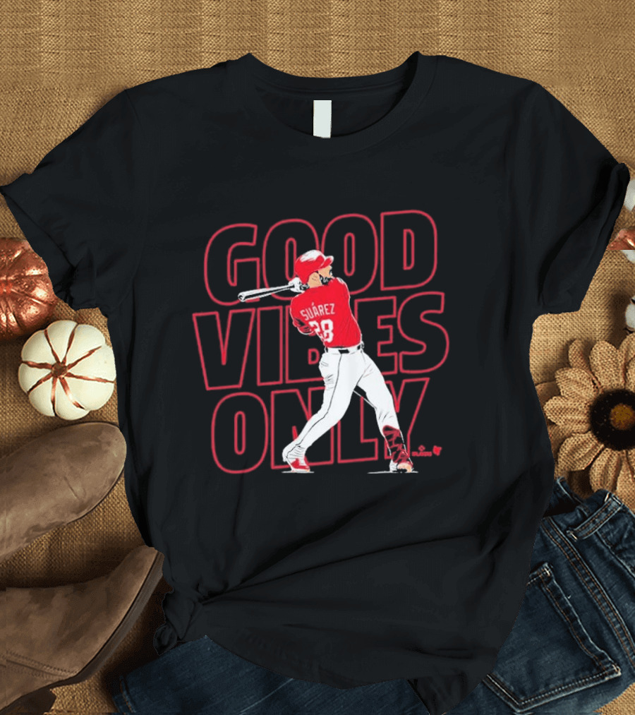 Eugenio Suárez Good Vibes Only Cincinnati Baseball Player Swinging 28 T-Shirt