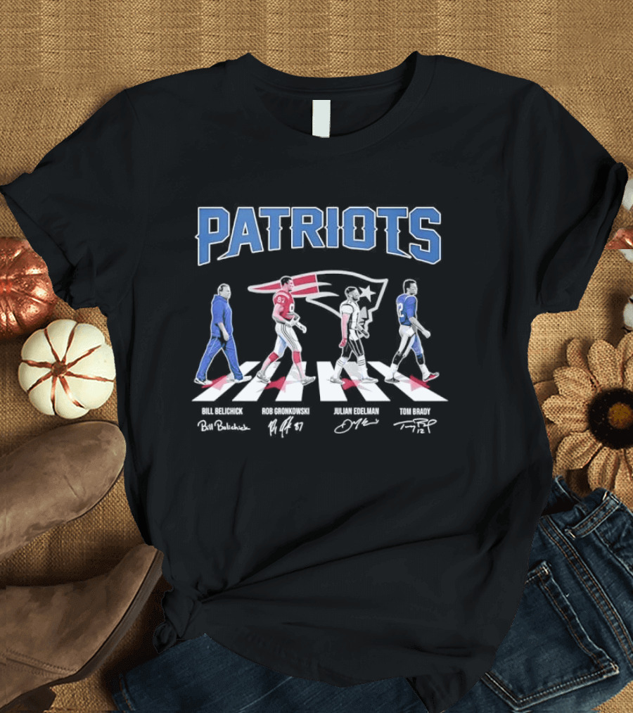 New England Patriots Abbey Road Bill Belichick Rob Gronkowski Julian Edelman Tom Brady Parade T-Shirt