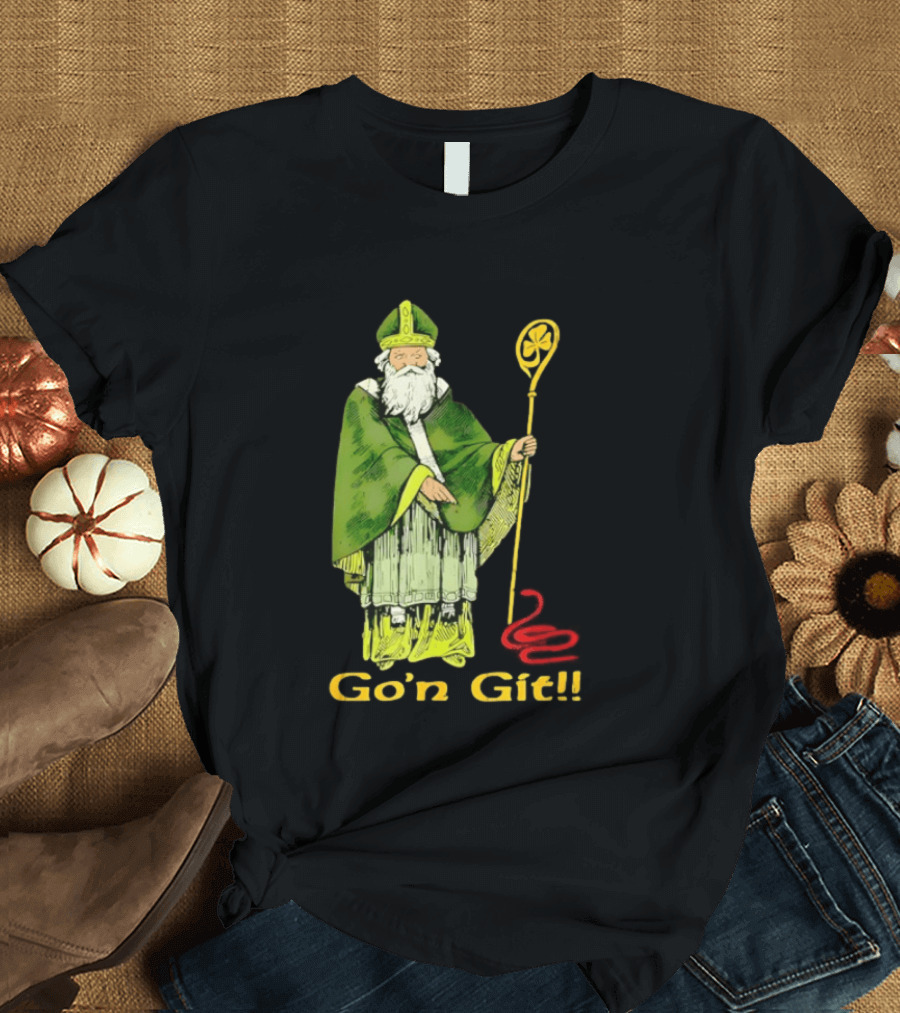 Go'n Git St Patrick Vintage Illustration With Staff And Smoke T-Shirt