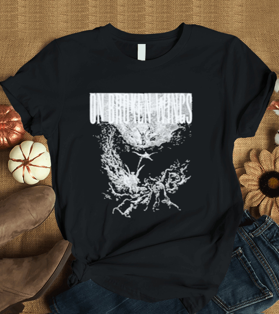 On Broken Wings Fallen Angel White Grunge T-Shirt