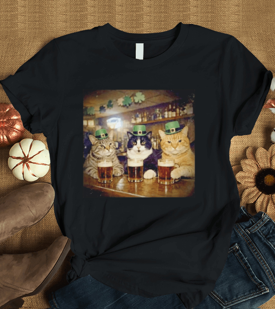 Saint Patrick's Day Cats With Green Hats Cheers T-Shirt