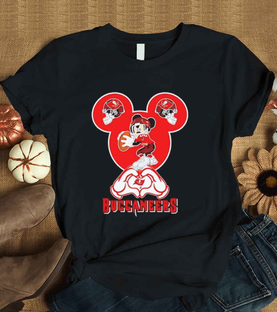 Tampa Bay Buccaneers Mickey Mouse Football Love Heart T-Shirt