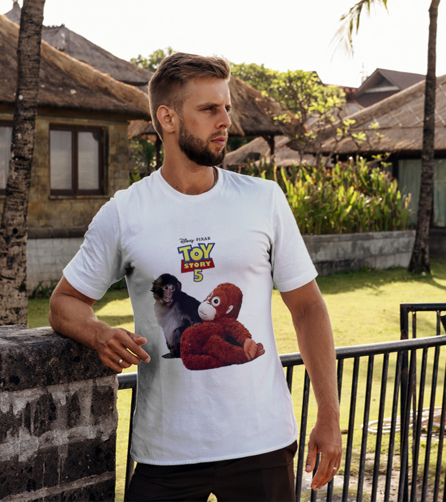 Disney Pixar Toy Story 5 Macaco Punch Stuffed Monkey T-Shirt