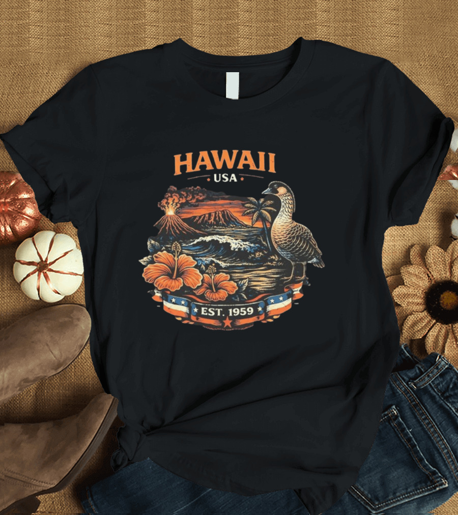 Hawaii USA Est 1959 Volcano Nene Bird Hibiscus T-Shirt