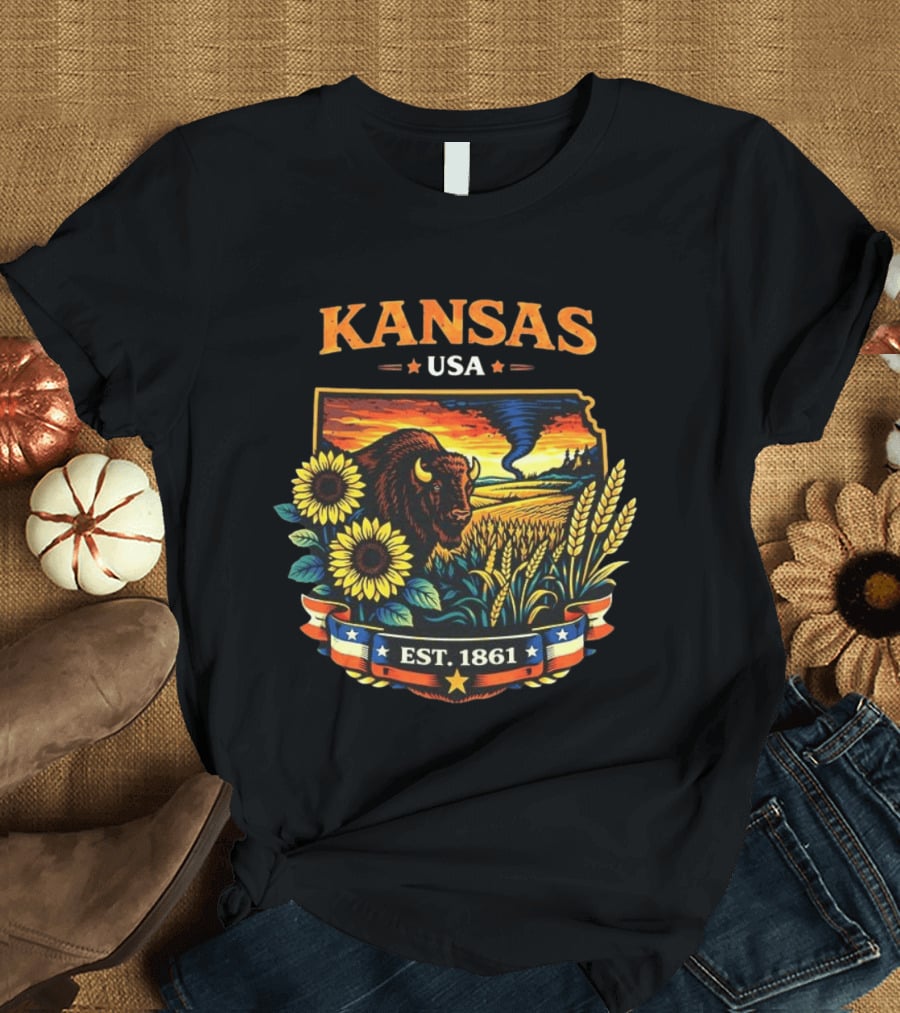 Kansas USA Buffalo Sunflowers Wheat Tornado Est 1861 T-Shirt