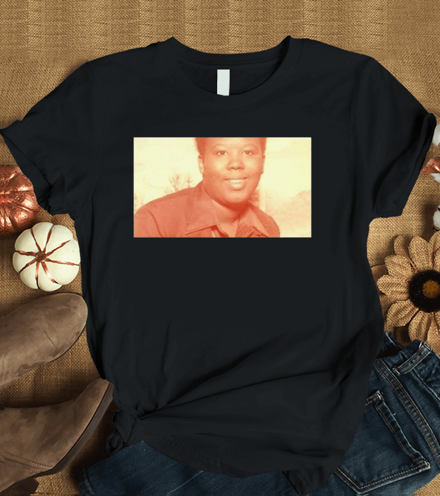 King Harris Mom Picture T-Shirt