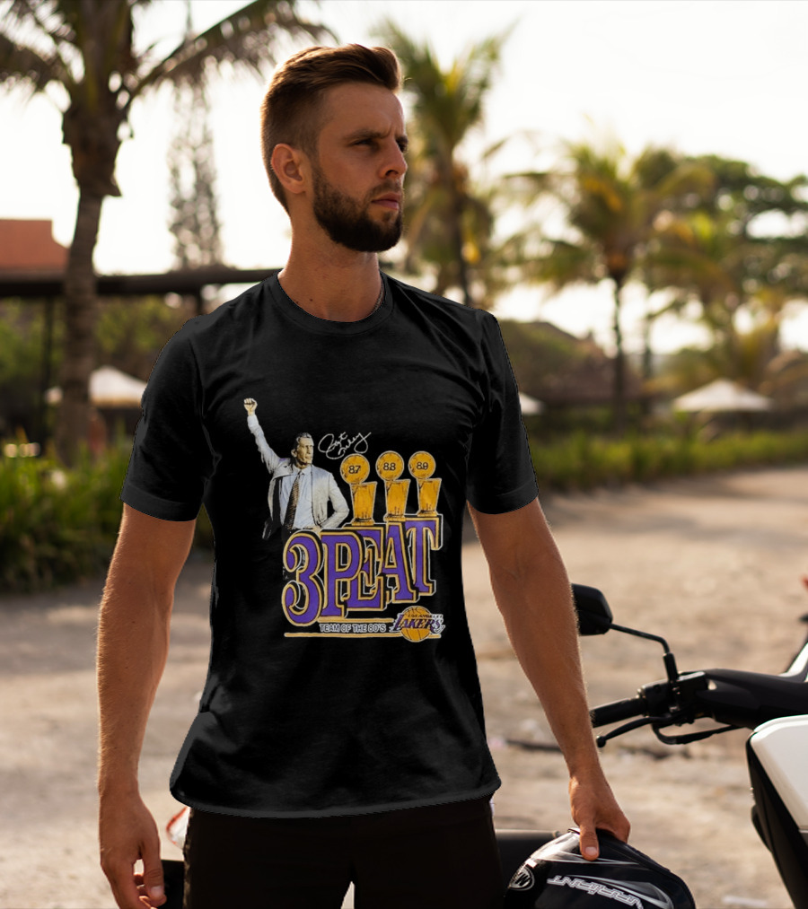 Los Angeles Lakers 3PEAT Team Of The 80's 87 88 89 Pat Riley T-Shirt