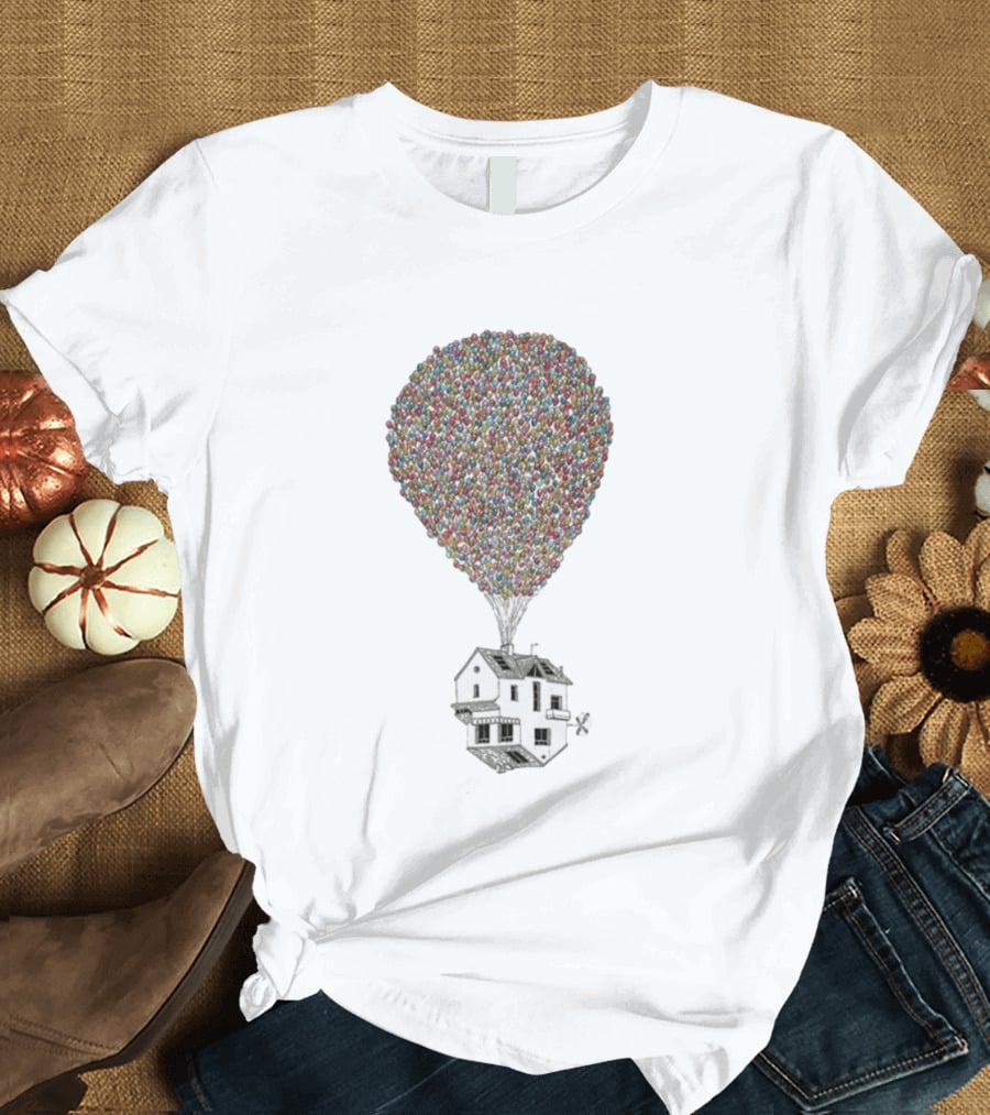 Wituka Houside Down Balloons House Uplift T-Shirt