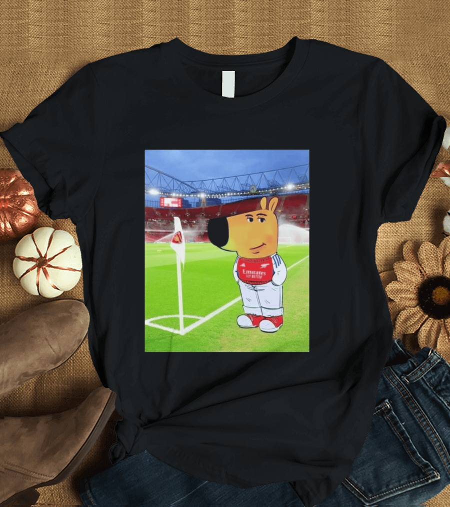Chill Cartoon Dog In Arsenal Kit At Stadium Awaiting UCL Victory T-Shirt