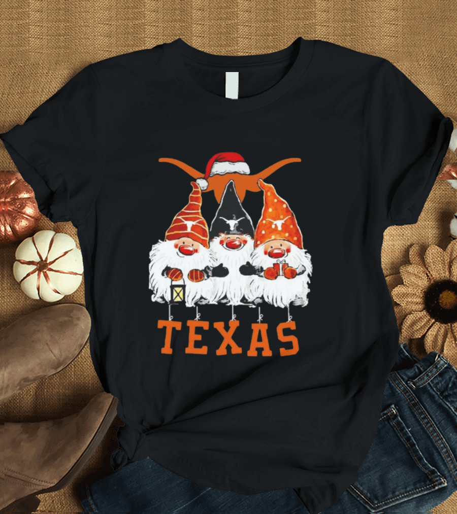 Texas Longhorns Christmas Gnomes Festive Decor T-Shirt