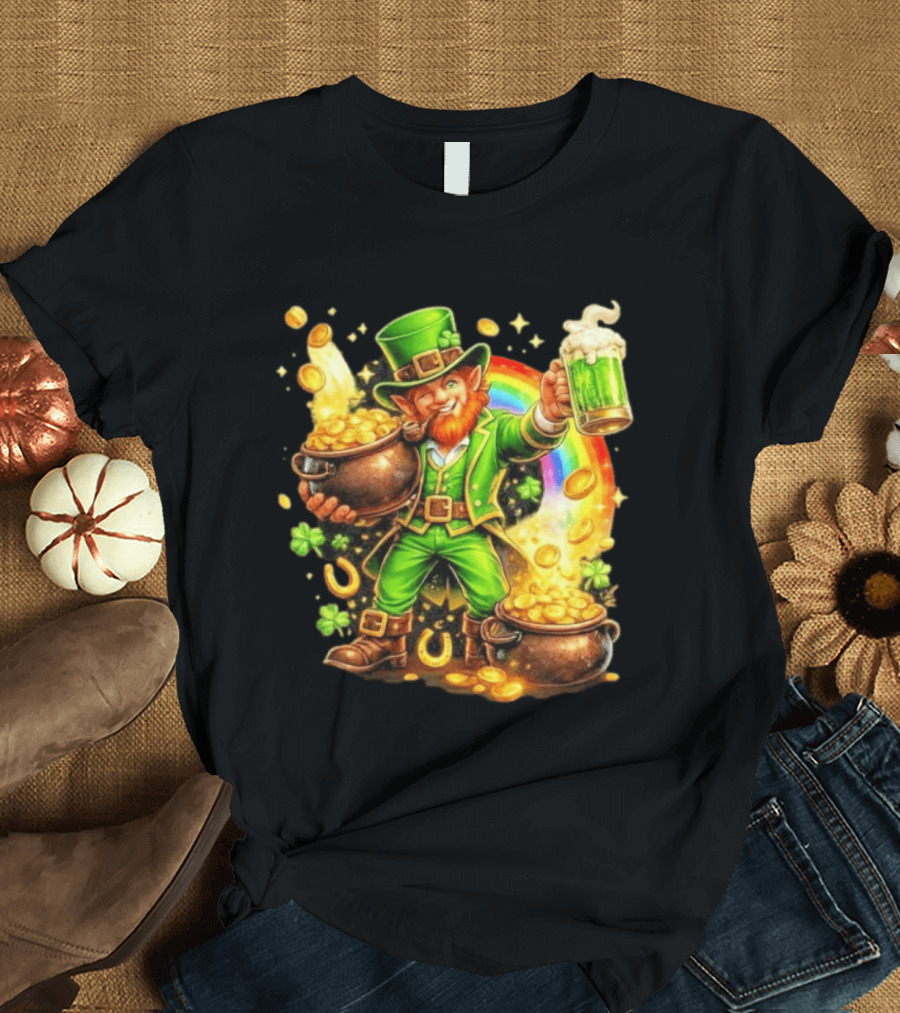 St Patricks Day Irish Leprechaun Cheers With Pot Of Gold And Rainbow Luck T-Shirt