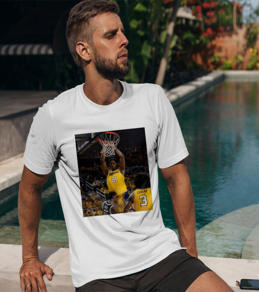 Morez Johnson Jr. Dunk Michigan Vs Carr Cadeau Basketball Moment T-Shirt