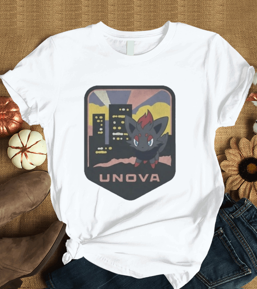 Unova Pokémon Zorua City Nightscape T-Shirt