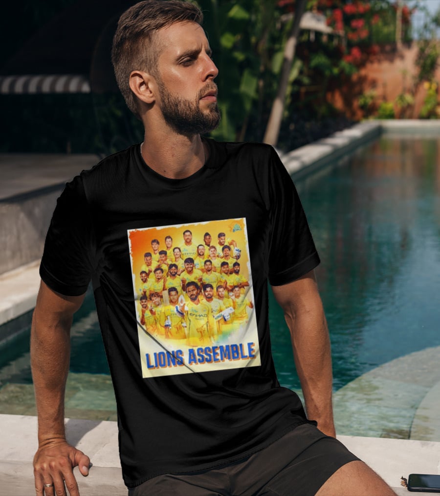 Raring To Roar Lions Assemble Chennai Super Kings Team Celebration T-Shirt