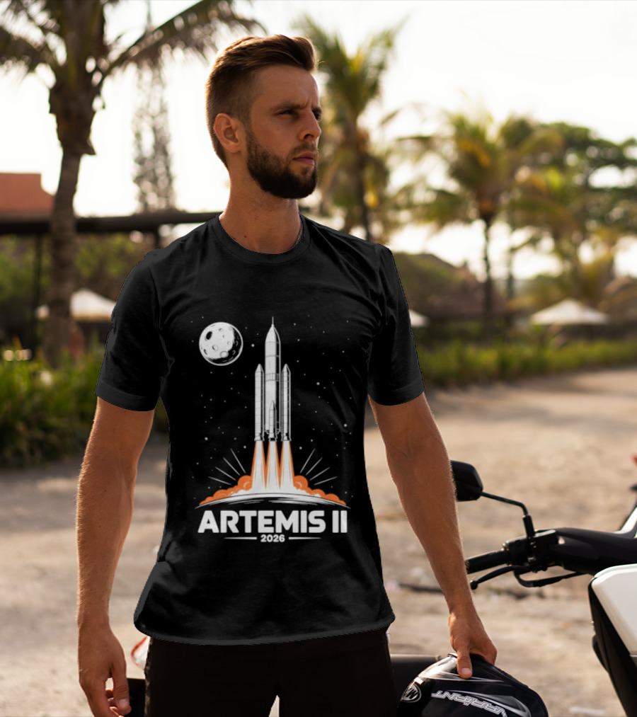 Artemis II 2026 Rocket Launch To The Moon With Spacecraft And Moon T-Shirt
