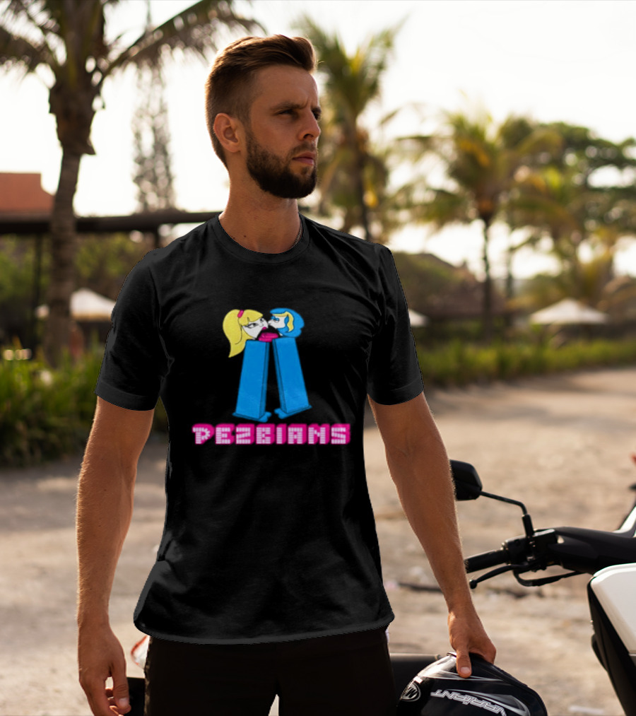 Pezbians Pez Dispenser Parody Retro Humor Kissing T-Shirt