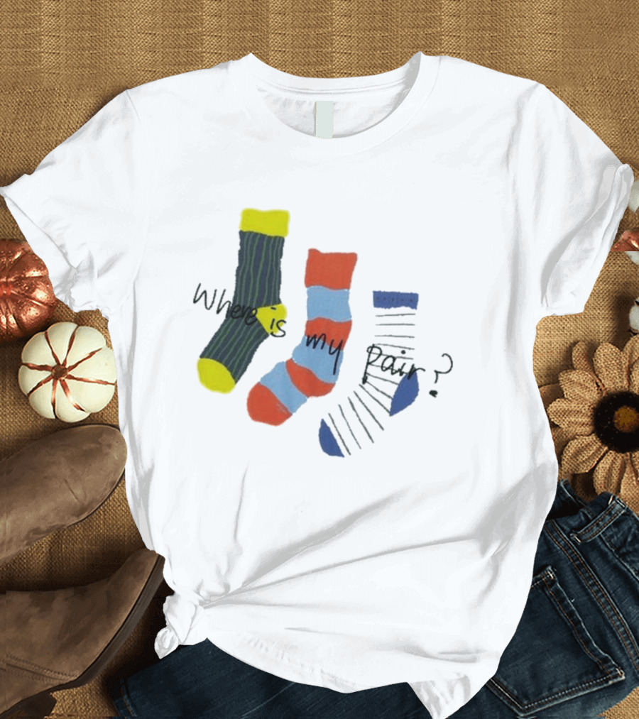 ANGLAN Where Is My Pair Socks Half T-Shirt