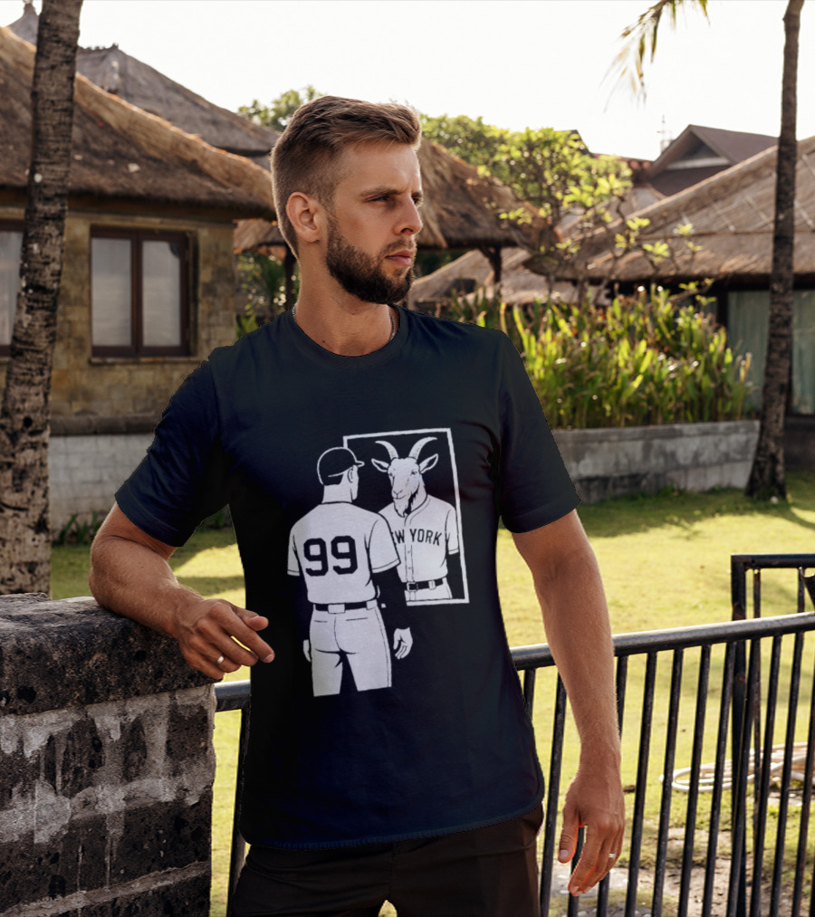 Aaron Judge GOAT Reflection New York Yankees Baseball 99 T-Shirt